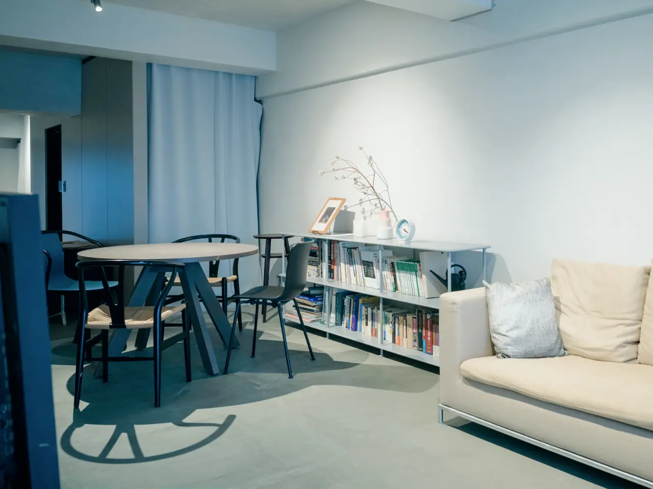 「余白を楽しむ、ふたりの部屋」